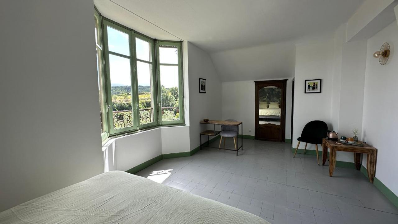 Chambre Tropicale Au Domaine De L'Aven Villeneuve-Minervois Exteriér fotografie